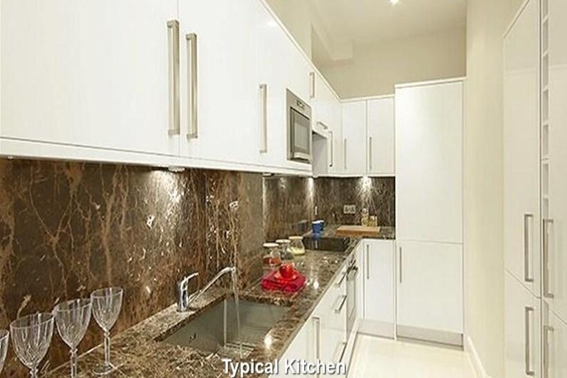 Two Bedroom  Nottingham Place ... 2 bed flat to rent - £4,767 pcm (£1,100 pw)