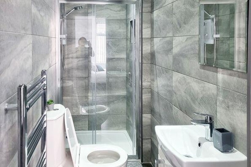 Cowesby Street, Manchester M14 4 bed terraced house to rent - £3,973 pcm (£917 pw)