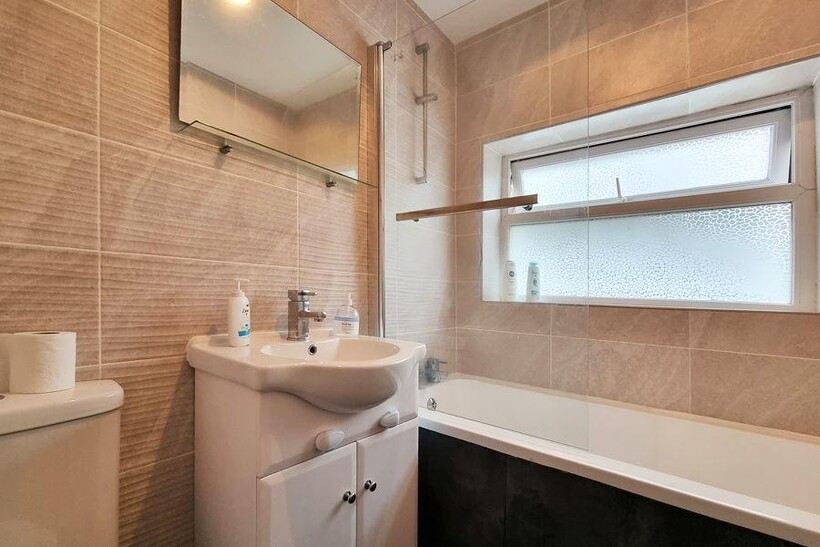 Thirsfield Drive, Manchester M11 3 bed semi-detached house to rent - £2,781 pcm (£642 pw)