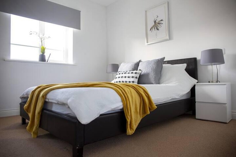 Hamlet Way, Stratford-upon-Avon CV37 2 bed serviced apartment to rent - £3,150 pcm (£727 pw)