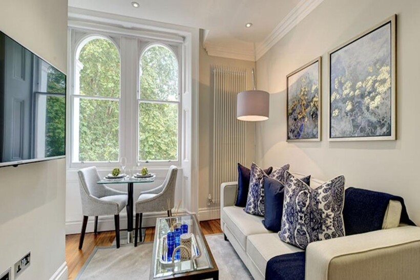 Kensington Gardens Square, London 1 bed apartment to rent - £3,090 pcm (£713 pw)