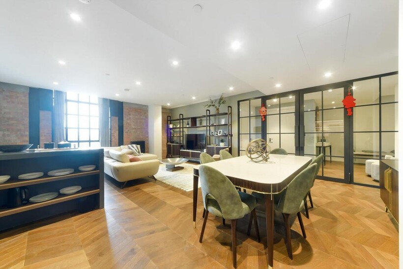 Switch House East, Battersea Power... 3 bed flat to rent - £11,483 pcm (£2,650 pw)
