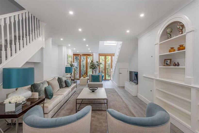 Ordnance Hill, London NW8 4 bed semi-detached house to rent - £10,833 pcm (£2,500 pw)