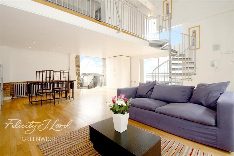 Renforth Street, SE16 1 bed flat to rent - £2,100 pcm (£485 pw)
