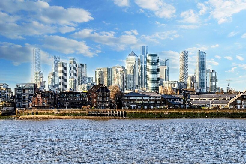 Transom Square, London E14 1 bed apartment to rent - £2,300 pcm (£531 pw)