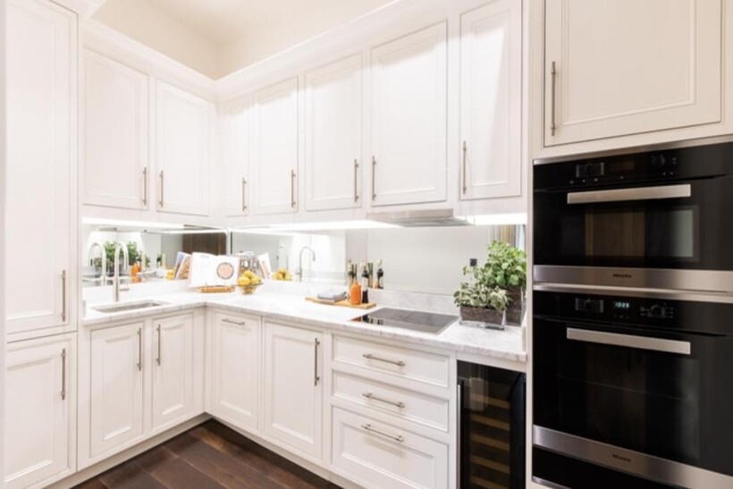 Prince of Wales Terrace, London W8 2 bed duplex to rent - £16,033 pcm (£3,700 pw)