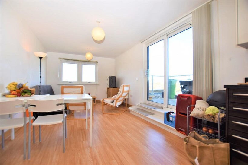 Heia Wharf, Colchester 2 bed apartment to rent - £1,200 pcm (£277 pw)