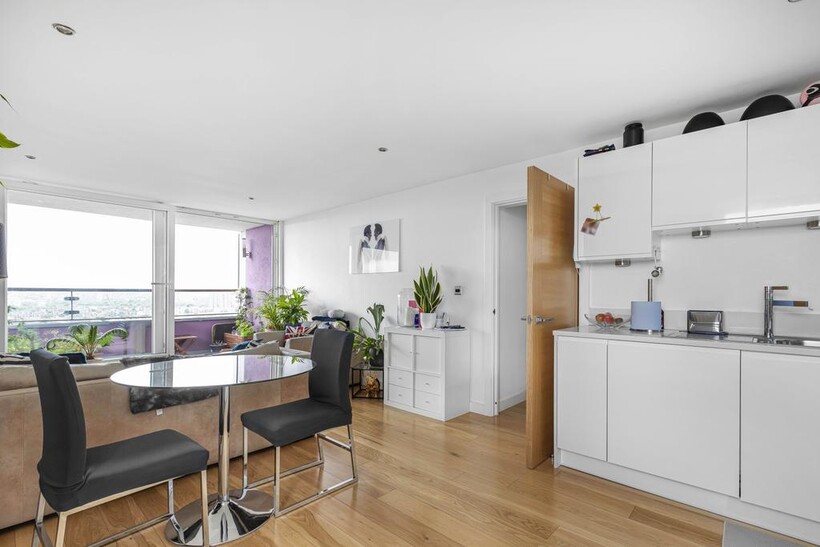 Two Bedroom Flat on the Eighteenth Floor