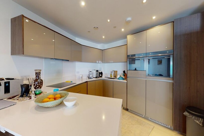 Rennie Street, London, SE10 2 bed apartment to rent - £2,900 pcm (£669 pw)