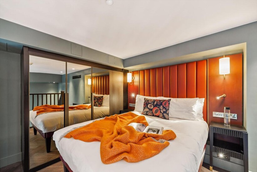 Harrington Gardens, South Kensington... 1 bed flat to rent - £4,875 pcm (£1,125 pw)