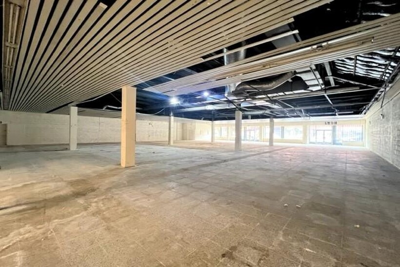 Bridgeton Cross, Glasgow G40 Retail property (high street) to rent - £3,033 pcm (£700 pw)