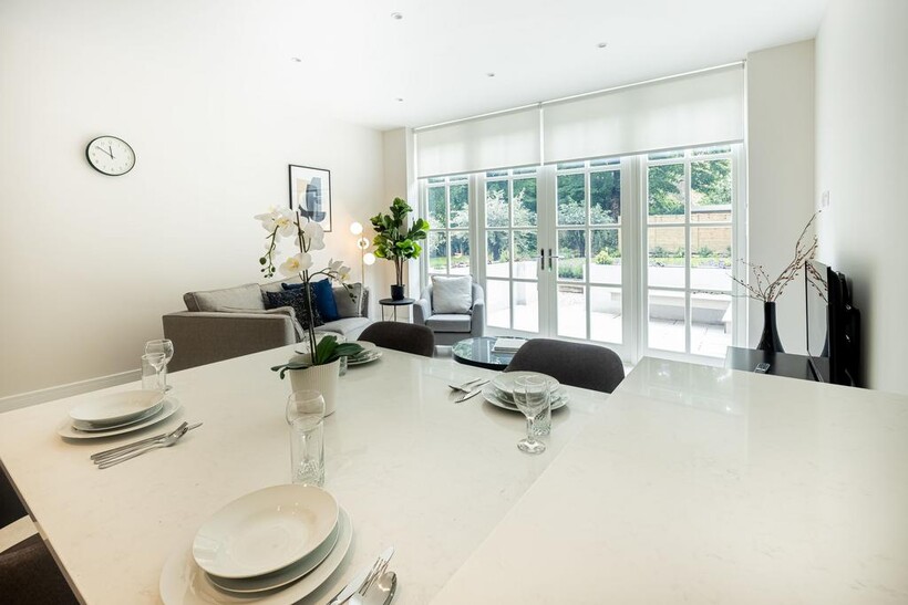 Hungerford Road, London N7 Flat to rent - £5,490 pcm (£1,267 pw)