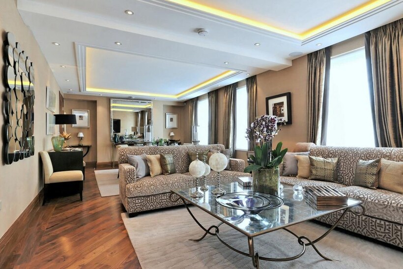 North Audley Street, London, W1K 6 3 bed apartment to rent - £16,683 pcm (£3,850 pw)