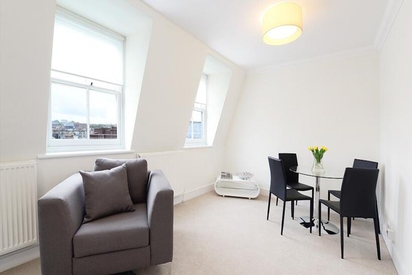 Lexham Gardens Kensington 2 bed property to rent - £4,333 pcm (£1,000 pw)