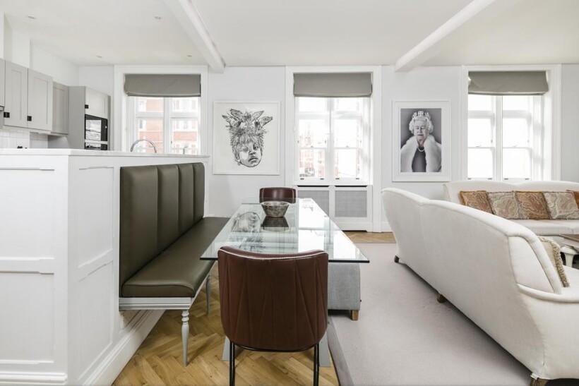 North Audley Street, London 3 bed flat to rent - £45,500 pcm (£10,500 pw)