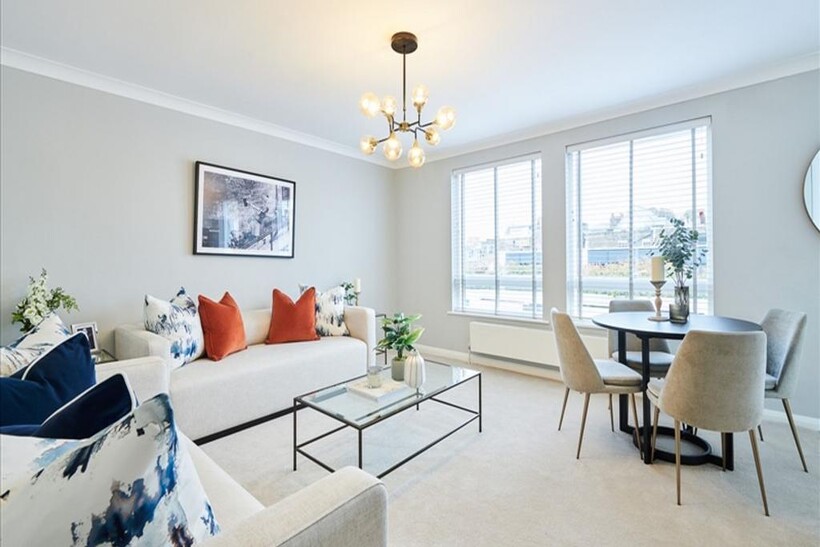 Fulham Road, London, SW3 2 bed apartment to rent - £4,550 pcm (£1,050 pw)