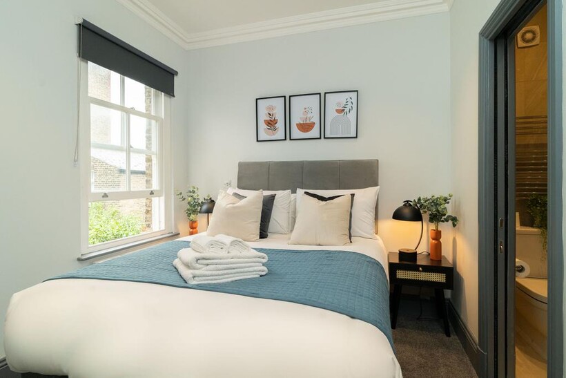 Margravine Gardens, London W6 2 bed serviced apartment to rent - £7,500 pcm (£1,731 pw)