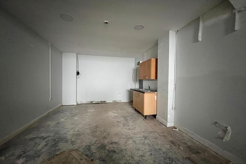 Bradford Street, Birmingham, West... Retail property (high street) to rent - £749 pcm (£173 pw)