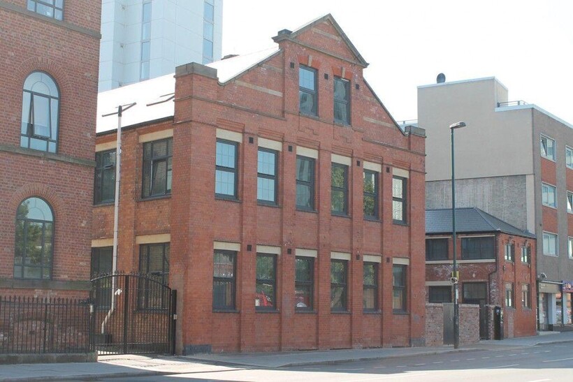 Flat 9, Byron Works, 106 Lower... 2 bed flat to rent - £1,387 pcm (£320 pw)