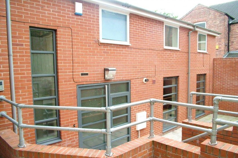 Flat 5, 15a, Arthur Street... 3 bed house to rent - £2,054 pcm (£474 pw)