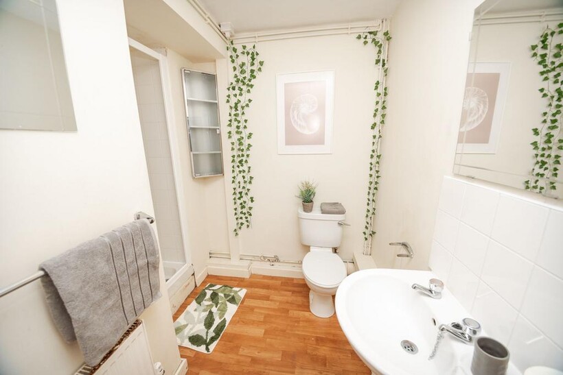 Flat 5, 15a, Arthur Street... 3 bed house to rent - £2,054 pcm (£474 pw)