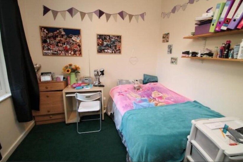 Flat 3, 39 Regent Park Terrace, Hyde... 3 bed flat to rent - £1,950 pcm (£450 pw)