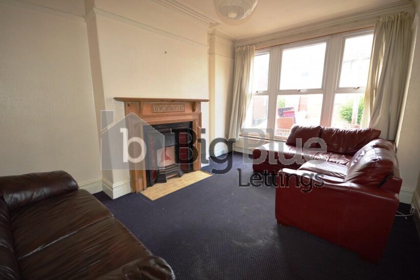 21 Richmond Avenue, Hyde Park, Leeds LS6 7 bed terraced house to rent - £4,065 pcm (£938 pw)