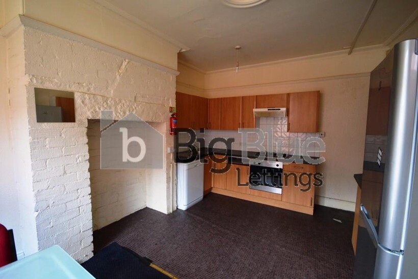 21 Richmond Avenue, Hyde Park, Leeds LS6 7 bed terraced house to rent - £4,065 pcm (£938 pw)