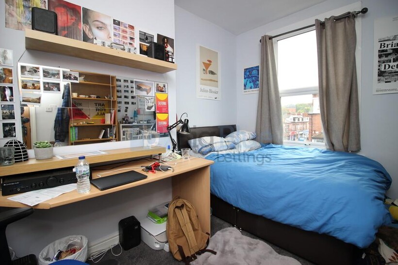 Wrangthorn Terrace, Hyde Park, Leeds LS6 5 bed terraced house to rent - £3,142 pcm (£725 pw)