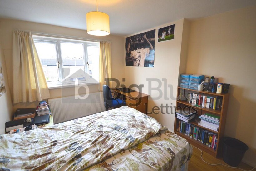 9 Consort View, Hyde Park, Leeds LS3 3 bed townhouse to rent - £1,560 pcm (£360 pw)