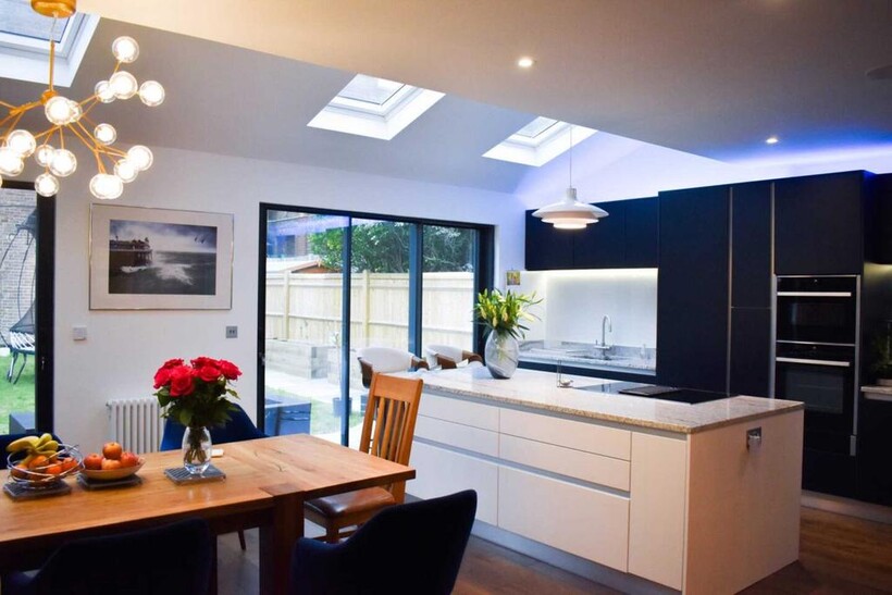 Vallance Gardens Residence Holiday Home 5 bed detached house to rent - £25,783 pcm (£5,950 pw)