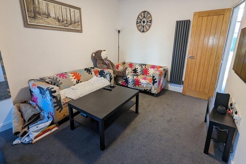 Blenheim Road, Reading RG1 6 bed terraced house to rent - £4,350 pcm (£1,004 pw)