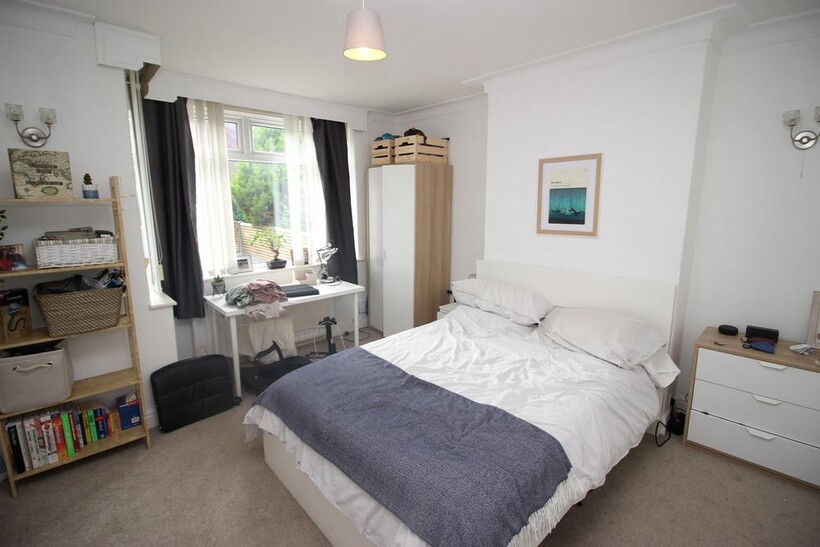 2 Park View Grove, Burley, Leeds LS4 5 bed property to rent - £2,167 pcm (£500 pw)