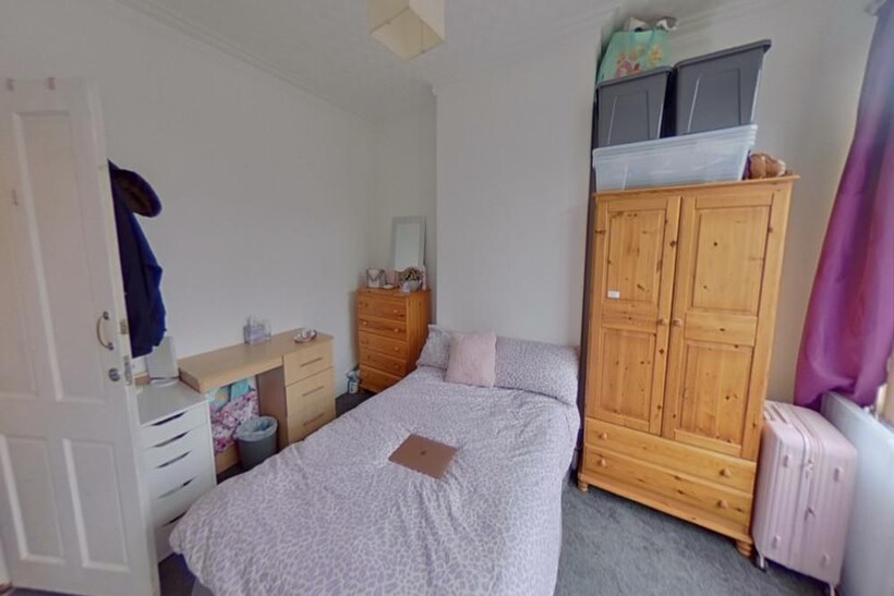 79 Cardigan Lane, Burley, Leeds LS4 5 bed terraced house to rent - £2,167 pcm (£500 pw)