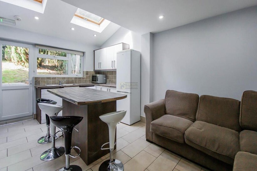 Heeley Road, Birmingham B29 7 bed terraced house to rent - £4,702 pcm (£1,085 pw)