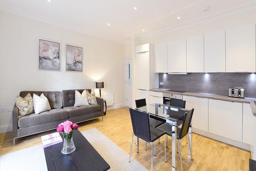 Hamlet Gardens, London, W6 1 bed apartment to rent - £2,817 pcm (£650 pw)