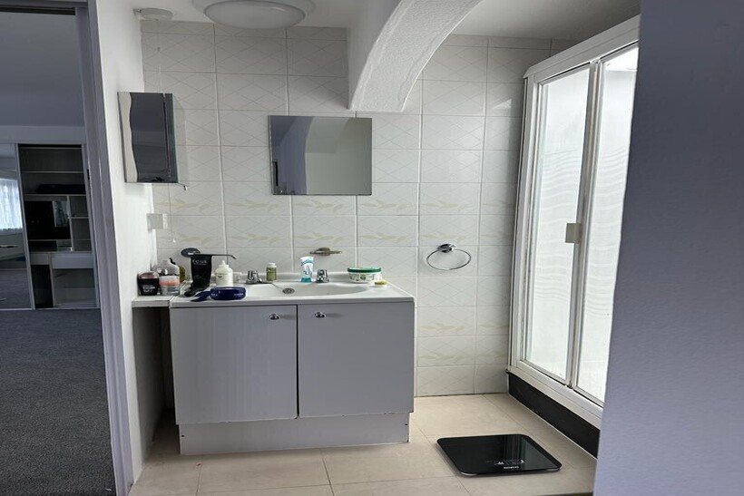 Stoke Road, Slough, Berkshire, SL2 1 bed flat to rent - £1,350 pcm (£312 pw)