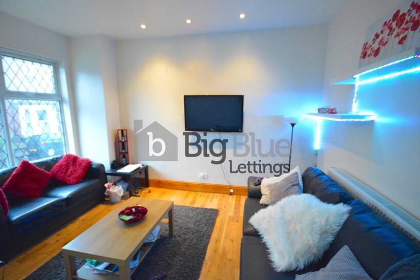 31 Hessle Mount, Hyde Park, Leeds LS6 4 bed property to rent - £1,907 pcm (£440 pw)