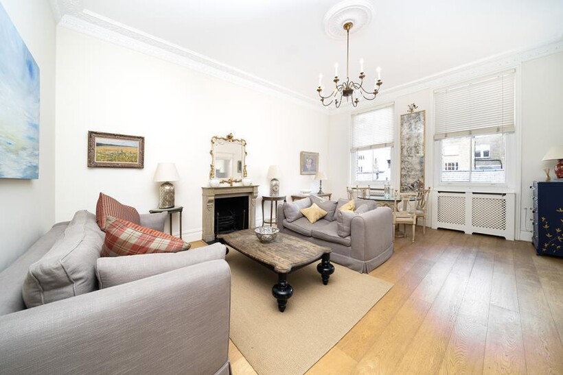 Roland Gardens, South Kensington, SW7 2 bed apartment to rent - £4,008 pcm (£925 pw)
