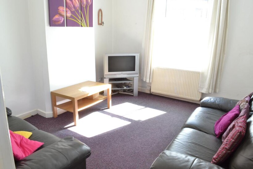 Newdigate Villas, Arboretum... 5 bed house to rent - £607 pcm (£140 pw)