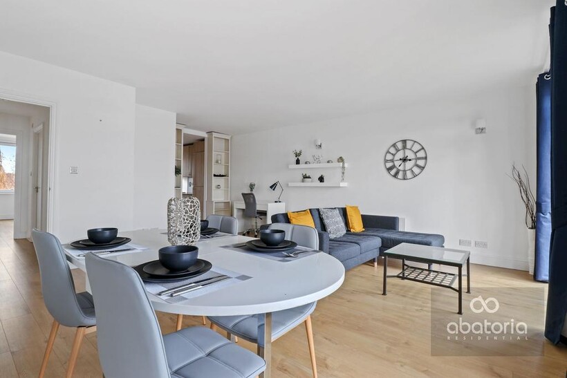 Dundee Wharf, 100 Three Colt Street... 2 bed apartment to rent - £2,999 pcm (£692 pw)