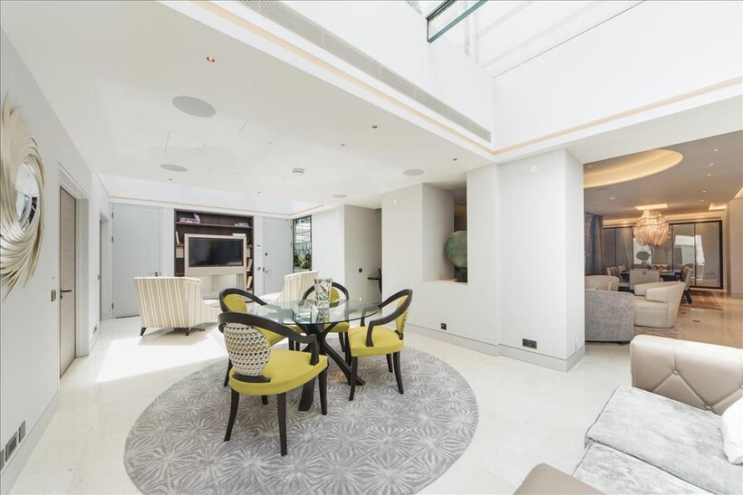 Princes Gate, South Kensington... 5 bed apartment to rent - £54,167 pcm (£12,500 pw)