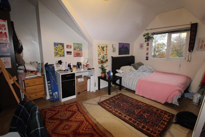 North Grange Mount, Leeds LS6 10 bed house to rent - £455 pcm (£105 pw)
