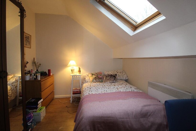 North Grange Mount, Leeds LS6 10 bed house to rent - £455 pcm (£105 pw)