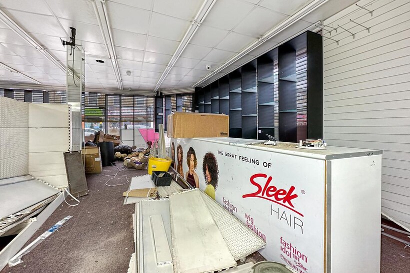 High Street, London NW10 Property to rent - £2,917 pcm (£673 pw)