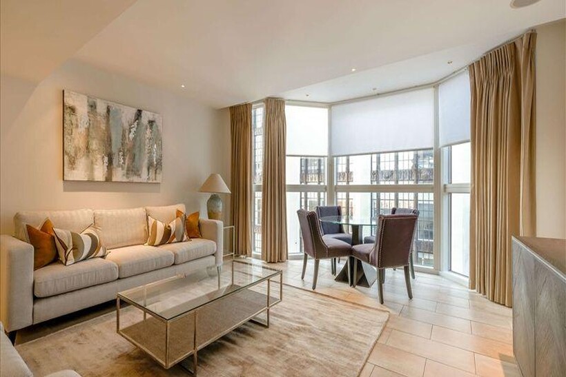 Kensington, London. W8 2 bed apartment to rent - £6,023 pcm (£1,390 pw)