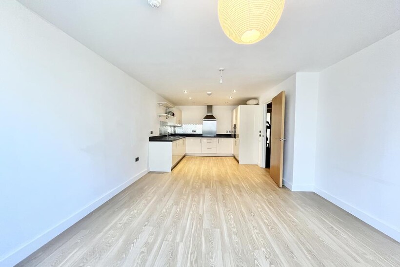 Thurston Road, London SE13 2 bed flat to rent - £2,150 pcm (£496 pw)
