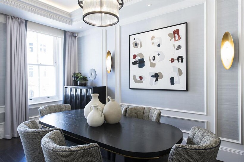 Prince of Wales Terrace W8 2 bed apartment to rent - £14,300 pcm (£3,300 pw)