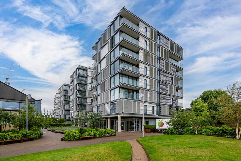 Arthouse, London N1C 1 bed flat to rent - £3,683 pcm (£850 pw)