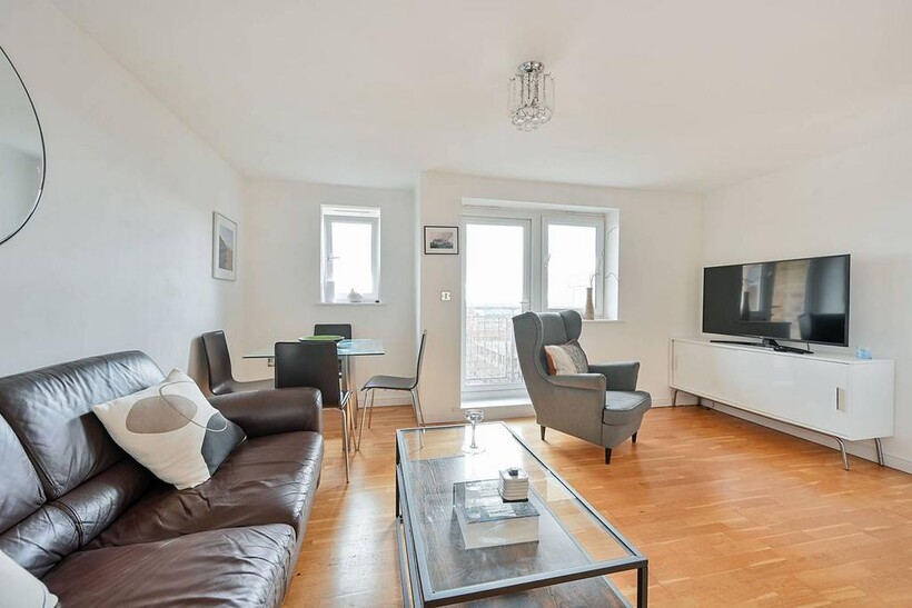 Pershore House, Ealing, London, W13 1 bed flat to rent - £2,600 pcm (£600 pw)
